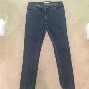 Blue skinny jeans